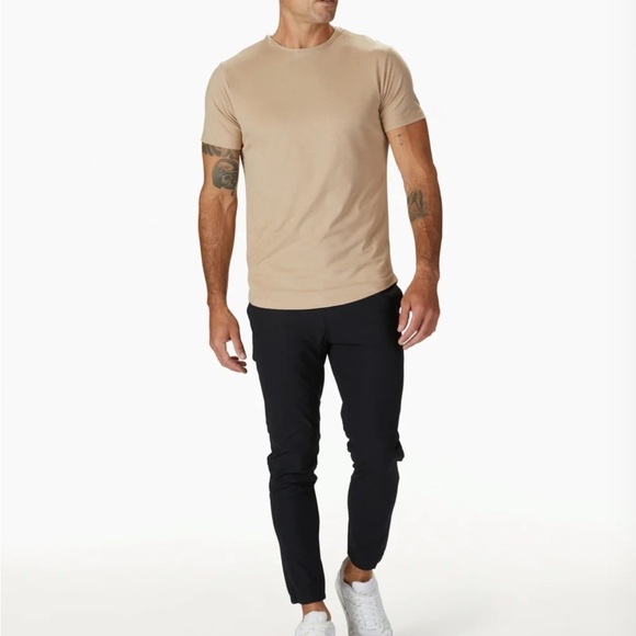 Cuts T-Shirt Curve Hem Crew Neck Pyca Pro Short Sleeve Large NWOT - Picture 9 of 9